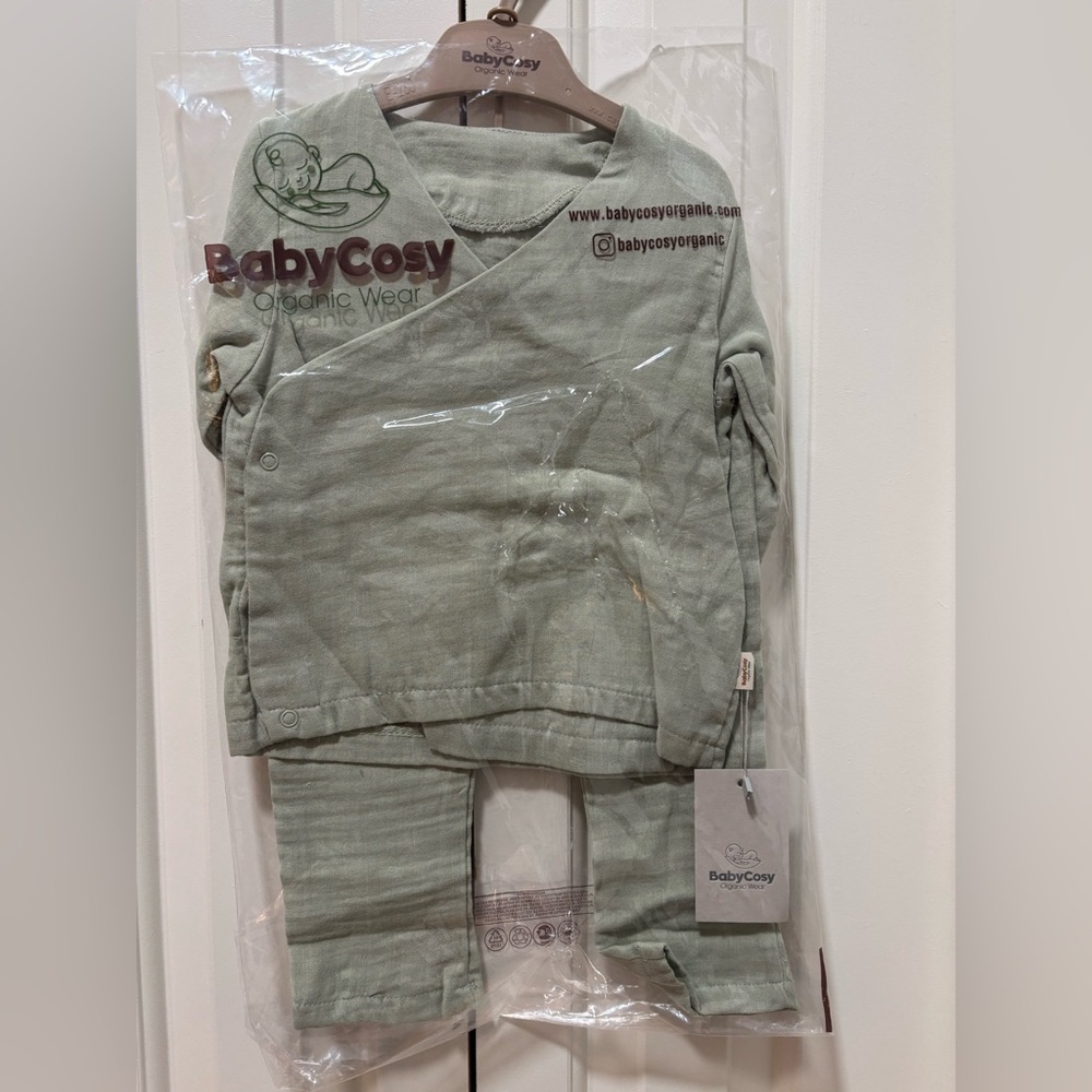 Organic Cotton Baby Outfit Set - Picture 7 of 7